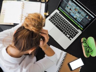 Pression au travail, auto-questionnement pour agir Pression au travail - questionnement - coaching